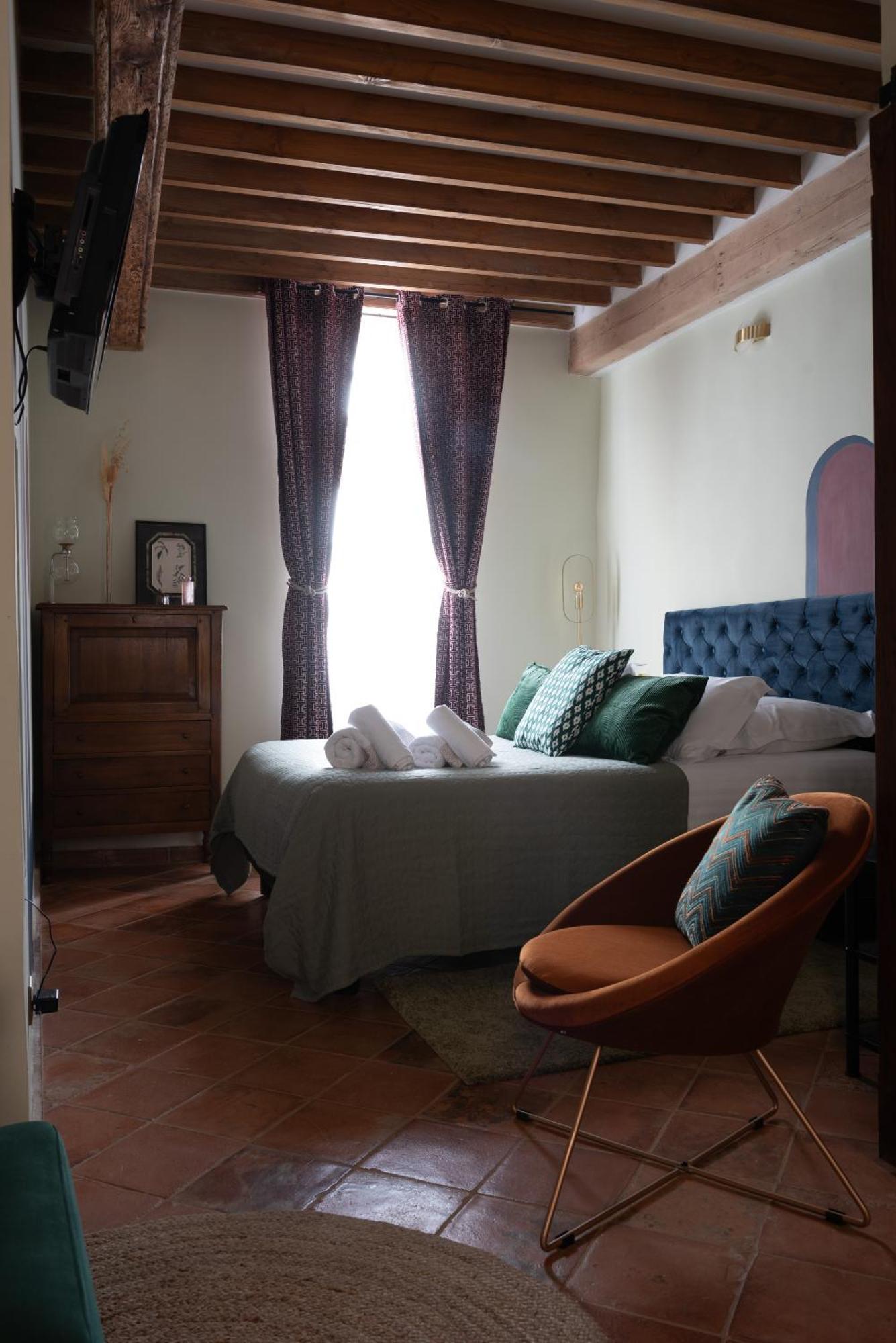 La Maison D'En Bas Des Seigneurs Cucuron Værelse billede